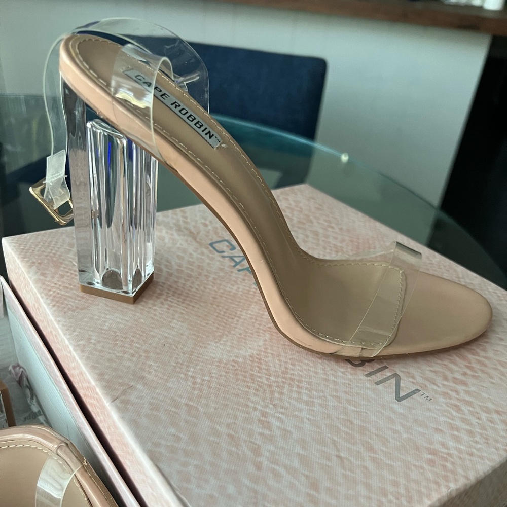 Clear nude heels size 10 new never worn